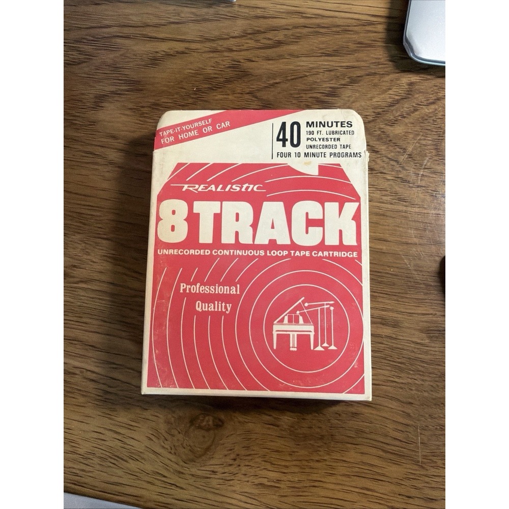 Realistic 8 Track 80 Minute. Jimmy Buffet White Sport Coat/pink Crustacean